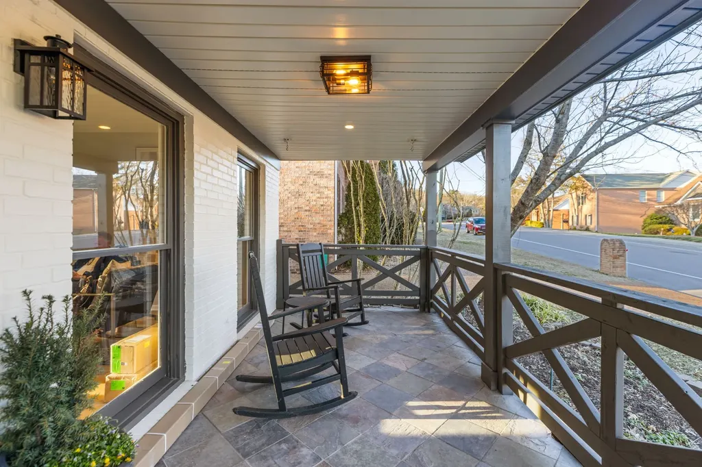 6841 Collinswood Drive Nashville TN 37221