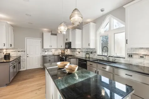 6841 Collinswood Drive Nashville TN 37221