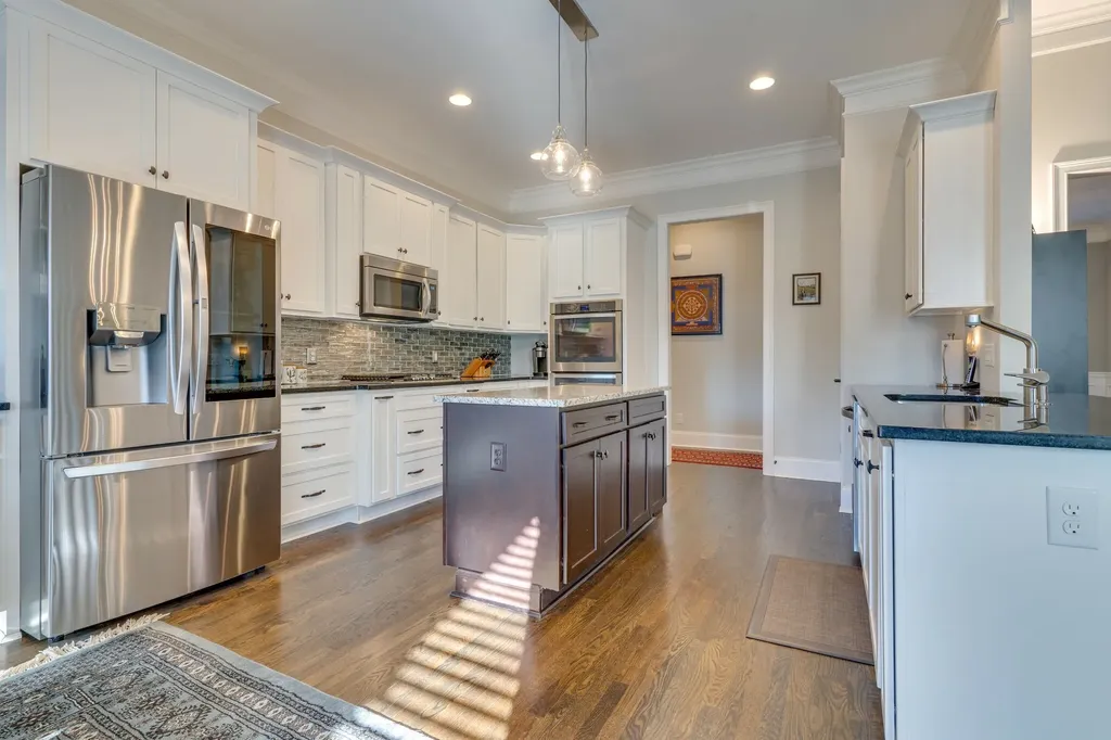 6400 Harding Pike Nashville TN 37205