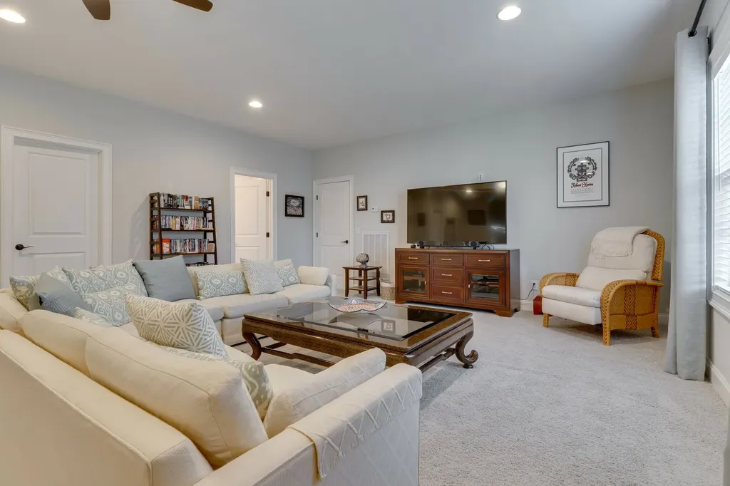 6400 Harding Pike Nashville TN 37205