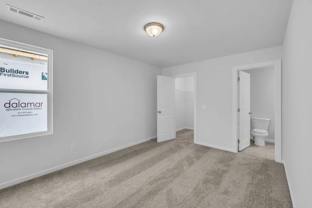 1107 Freeboard Alley La Vergne TN 37086