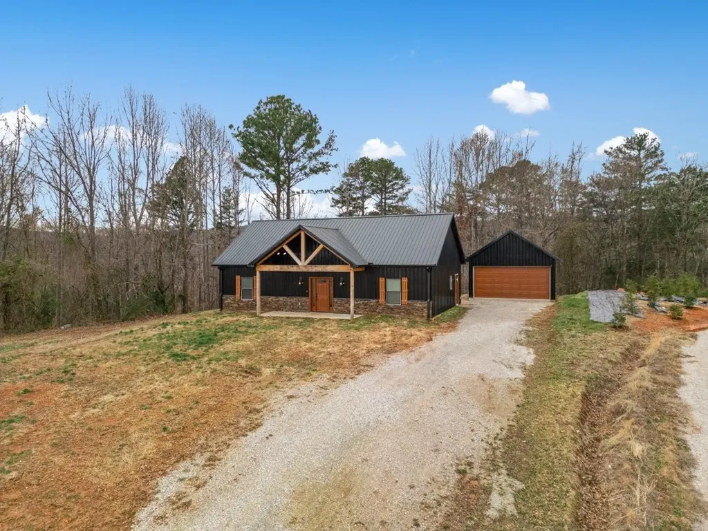 660 Laurelburg Road Rock Island TN 38581