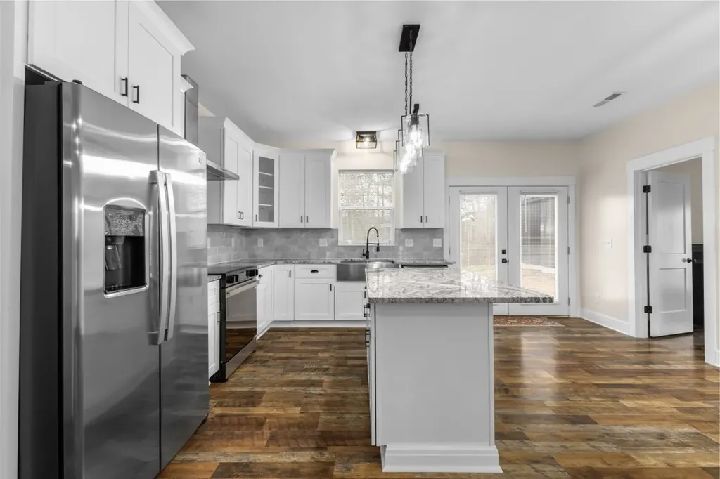 660 Laurelburg Road Rock Island TN 38581