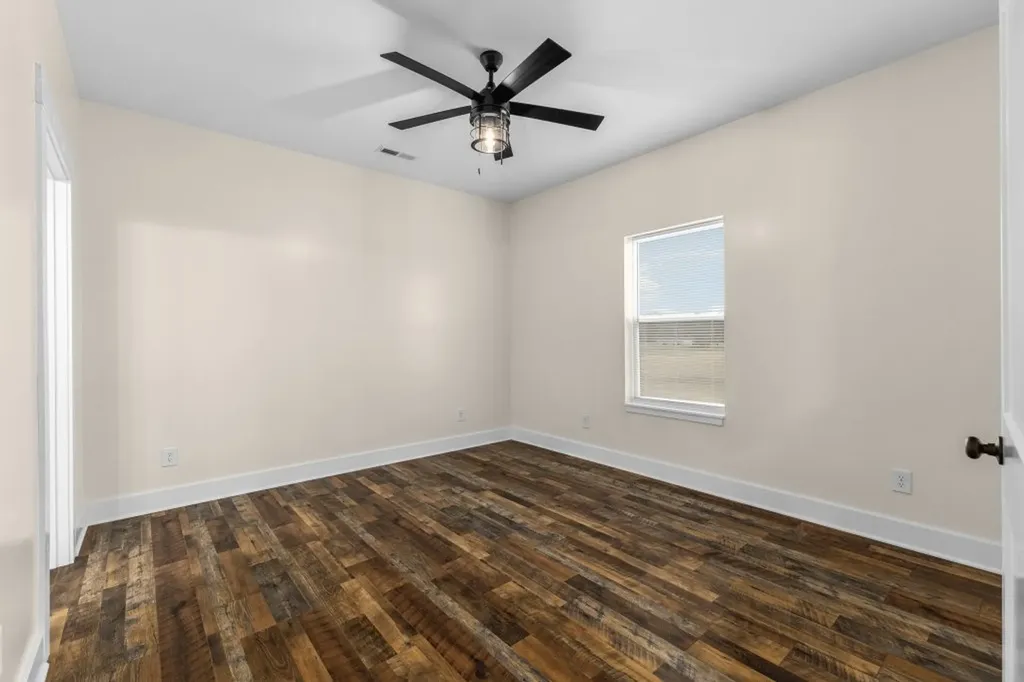660 Laurelburg Road Rock Island TN 38581