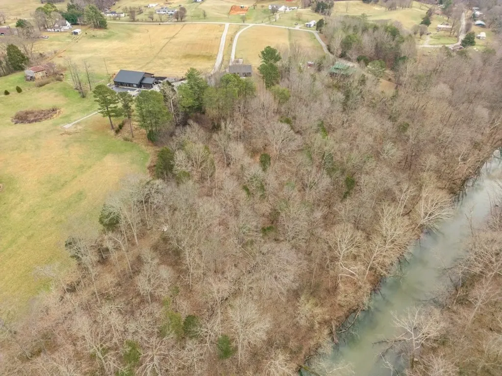 660 Laurelburg Road Rock Island TN 38581