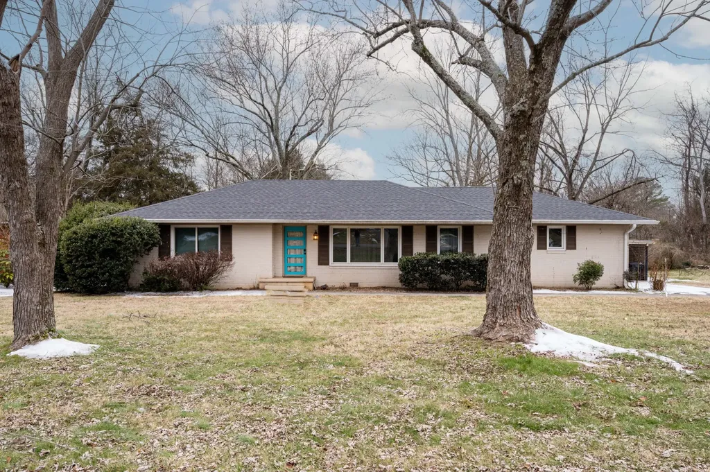 1611 White Boulevard Murfreesboro TN 37129
