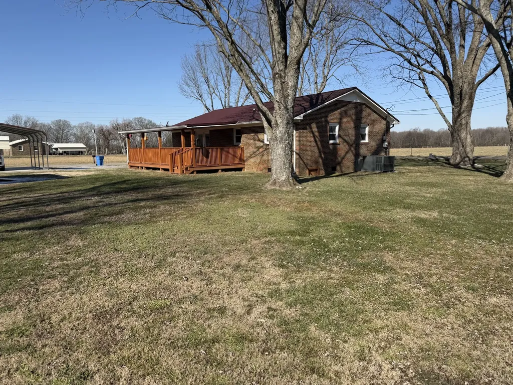 8 Mattox Road Lawrenceburg TN 38464