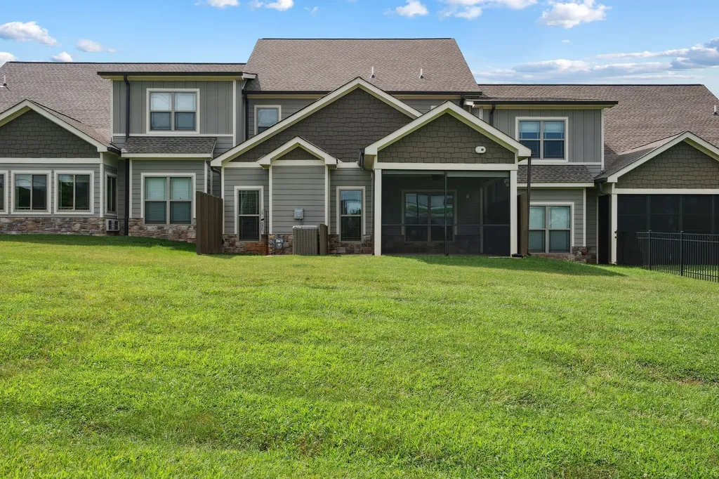 65 Campfire Court Winchester TN 37398