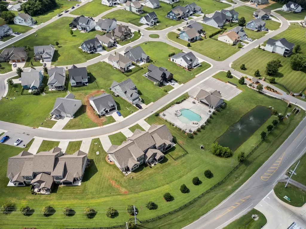 65 Campfire Court Winchester TN 37398