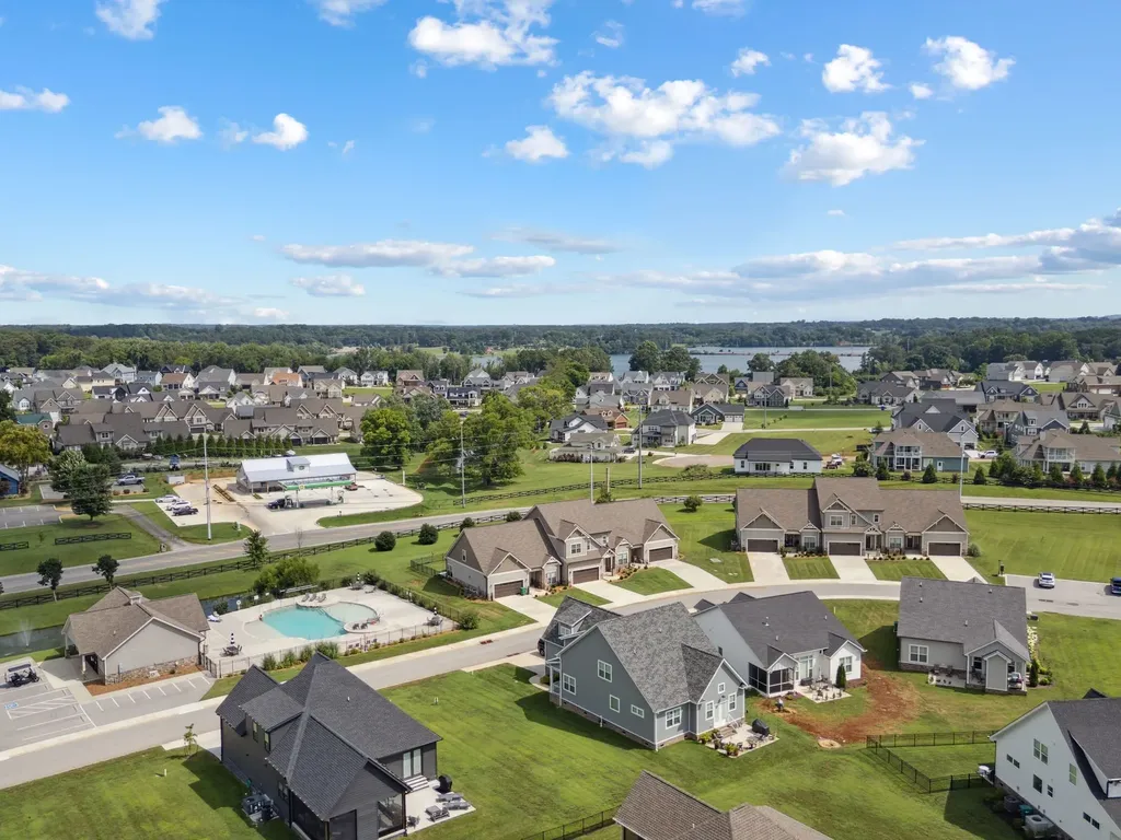 65 Campfire Court Winchester TN 37398