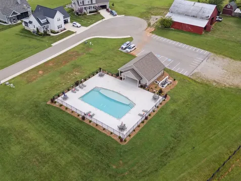 65 Campfire Court Winchester TN 37398