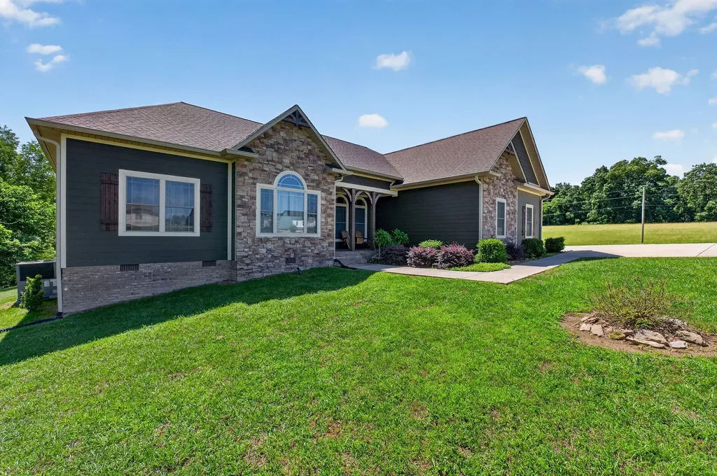 3013 Tulip Lane Cookeville TN 38501