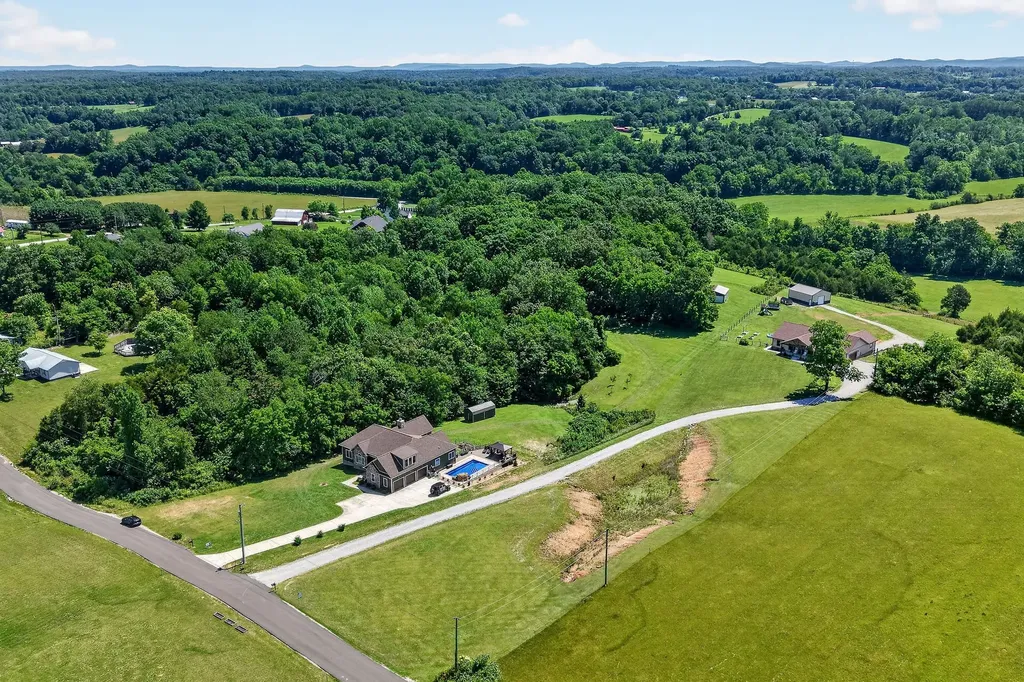 3013 Tulip Lane Cookeville TN 38501
