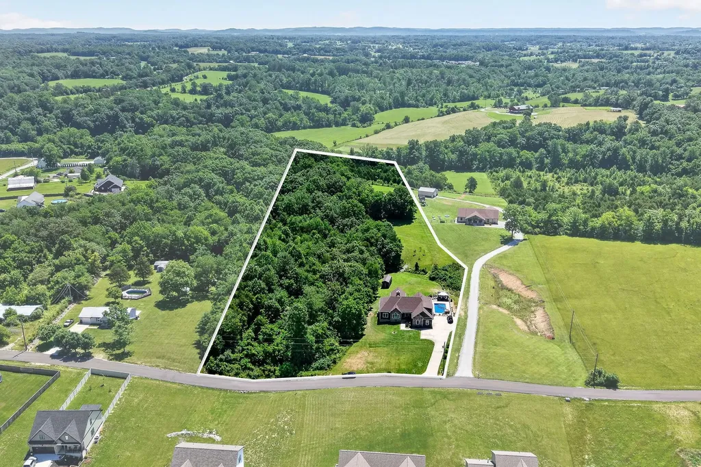 3013 Tulip Lane Cookeville TN 38501