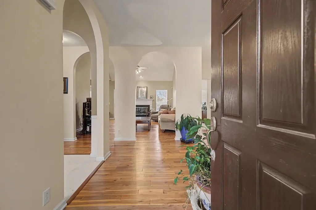 6744 Sugar Hill Drive Nashville TN 37211