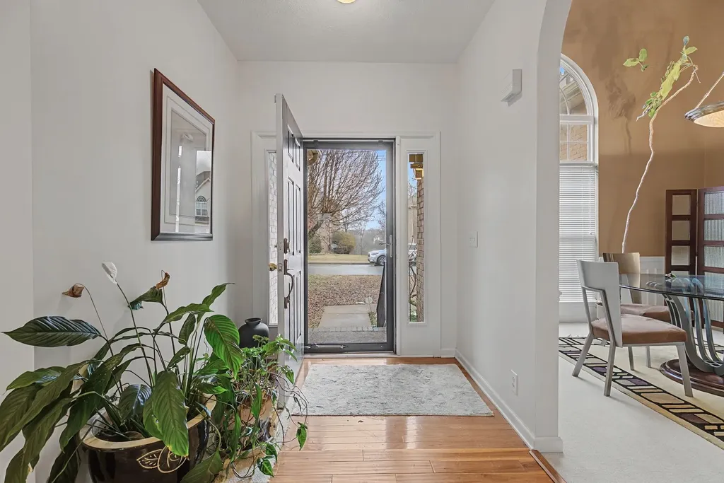 6744 Sugar Hill Drive Nashville TN 37211
