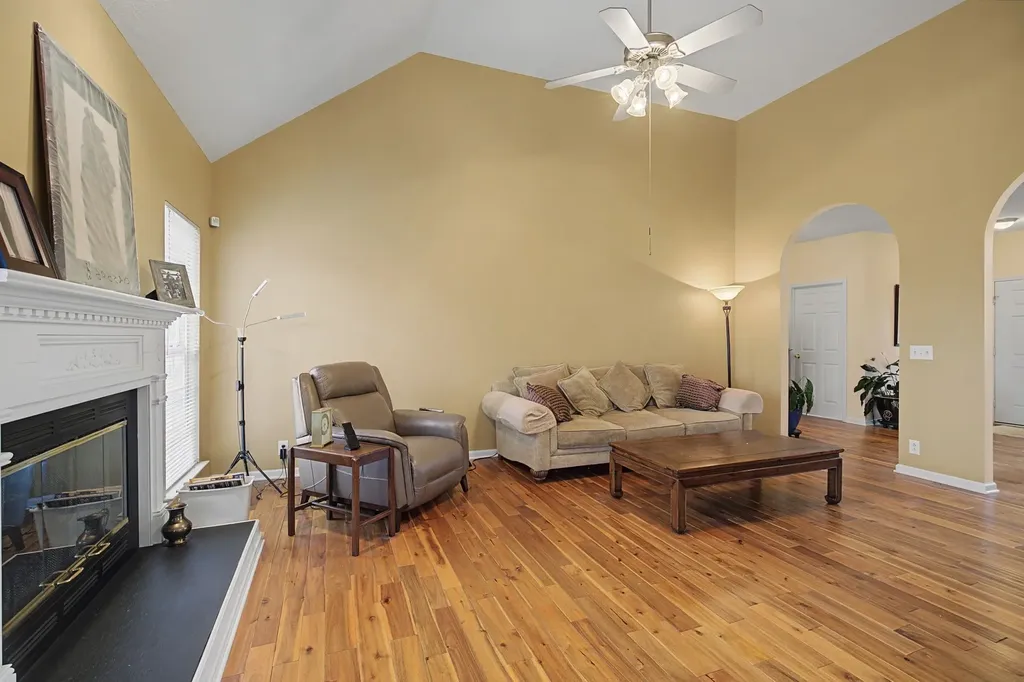 6744 Sugar Hill Drive Nashville TN 37211