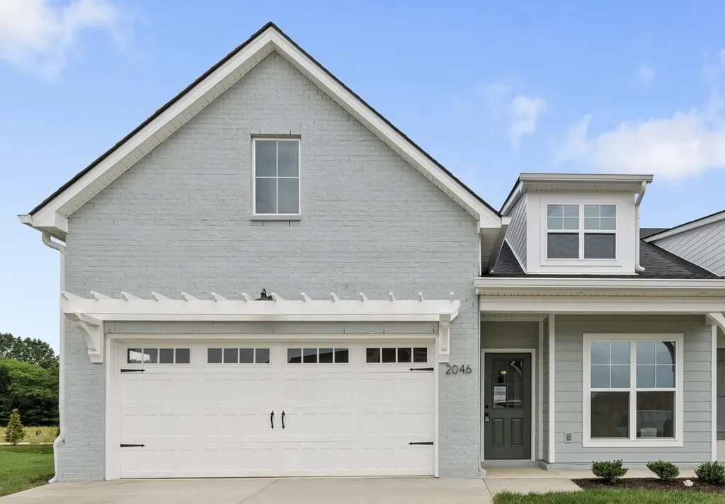 2033 Grace Johns Circle Murfreesboro TN 37128