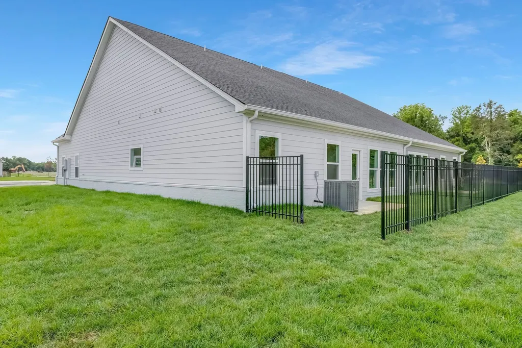 2035 Grace Johns Circle Murfreesboro TN 37128