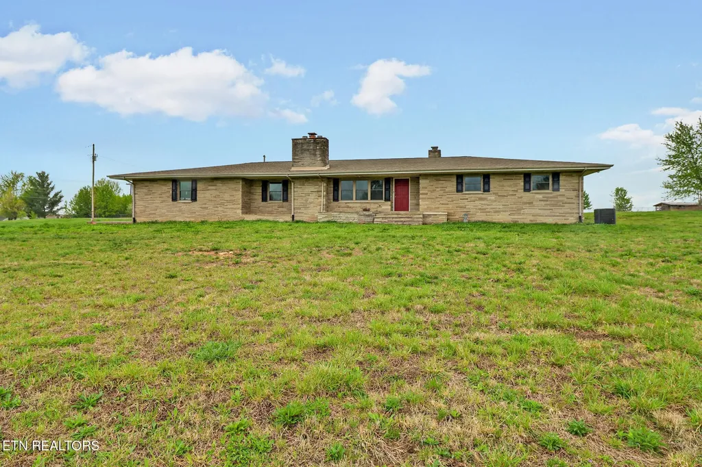 1128 Allardt Highway Jamestown TN 38556