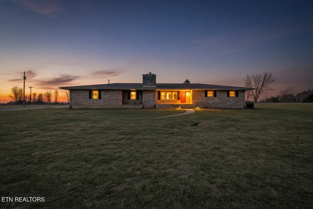 1128 Allardt Highway Jamestown TN 38556