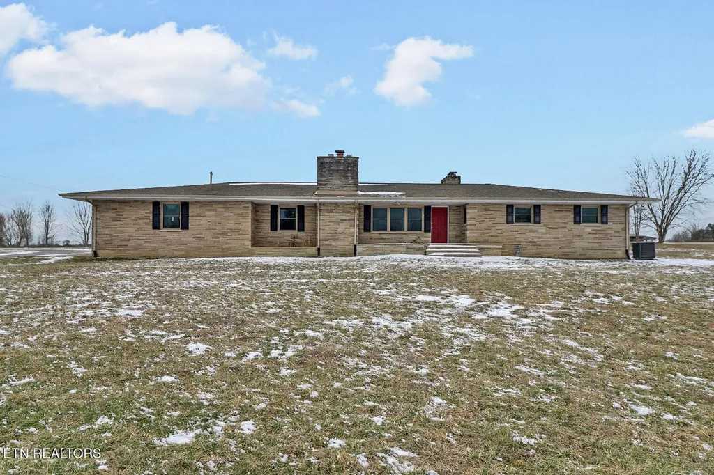 1128 Allardt Highway Jamestown TN 38556