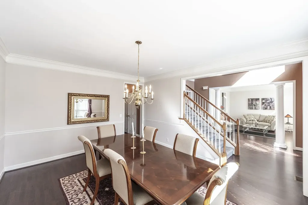 102 Fairlake Court Hendersonville TN 37075
