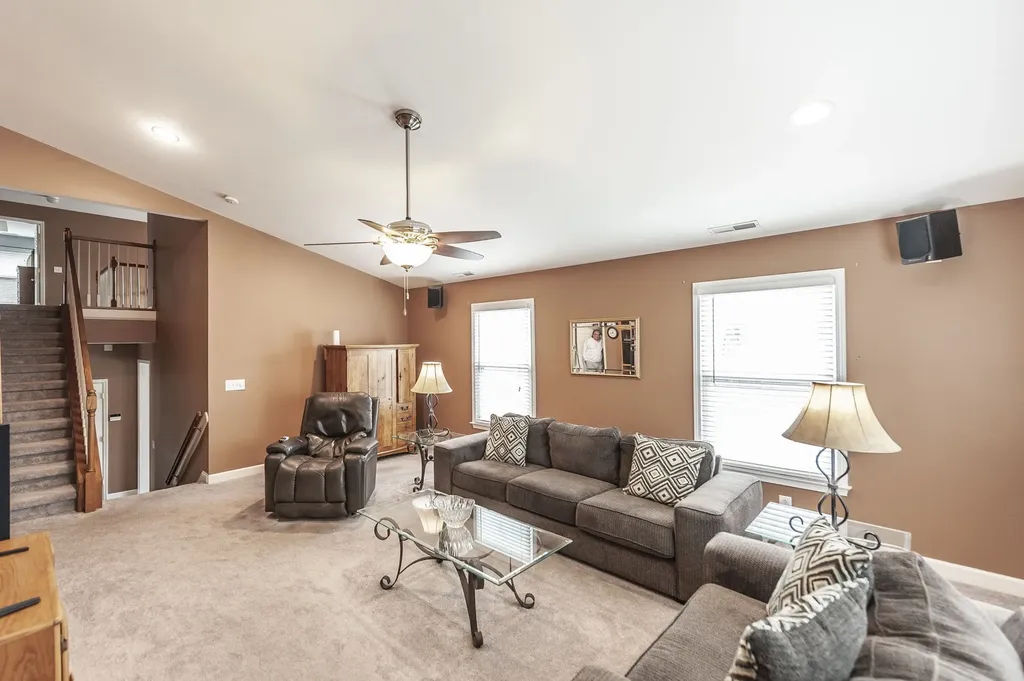 102 Fairlake Court Hendersonville TN 37075