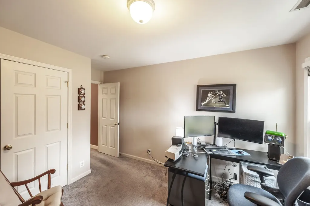 102 Fairlake Court Hendersonville TN 37075