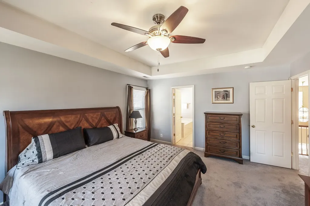 102 Fairlake Court Hendersonville TN 37075