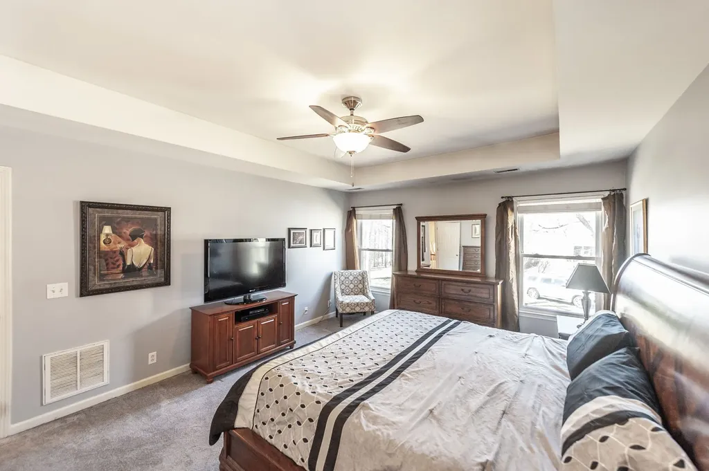 102 Fairlake Court Hendersonville TN 37075