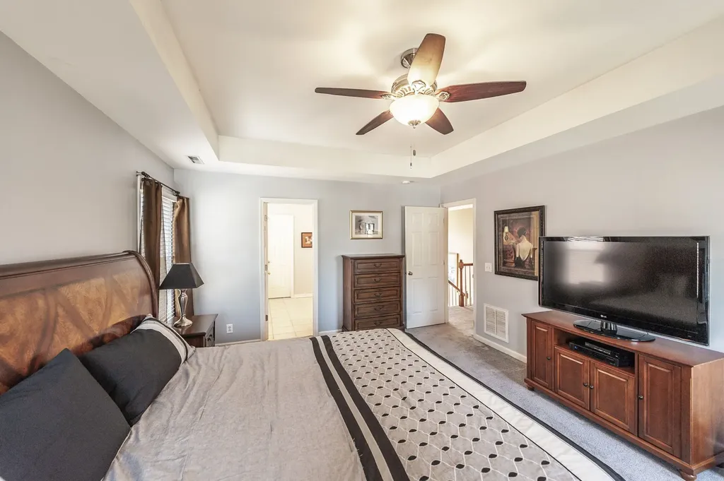 102 Fairlake Court Hendersonville TN 37075
