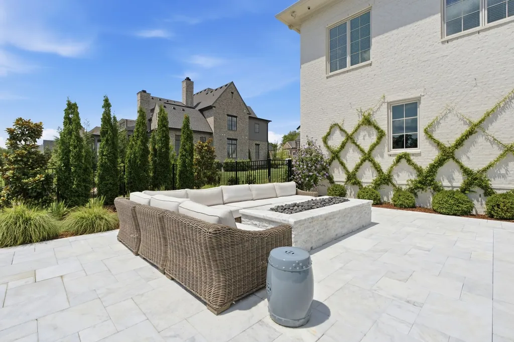 1702 Southwick Drive Brentwood TN 37027