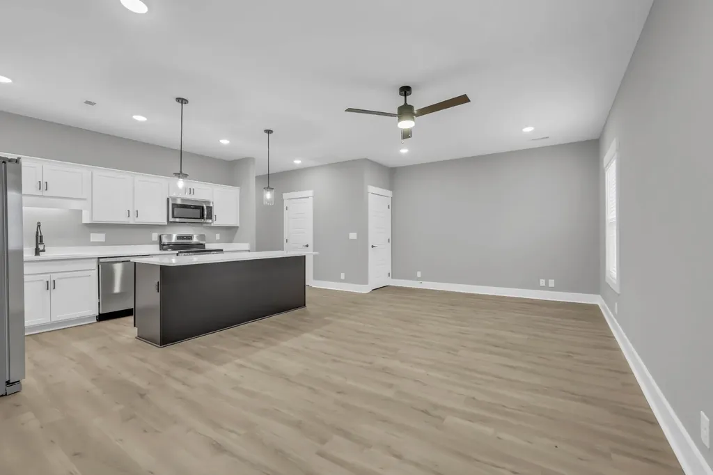 1405 Jonathan Wade Circle Clarksville TN 37043