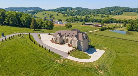 2420 Walter Way College Grove TN 37046