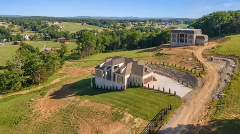 2420 Walter Way College Grove TN 37046