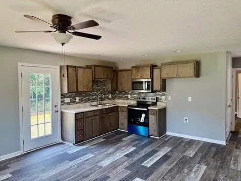 146 Hesselly Road Decherd TN 37324