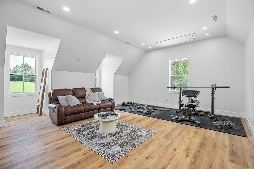 250 Dyer Ridge Road Baxter TN 38544