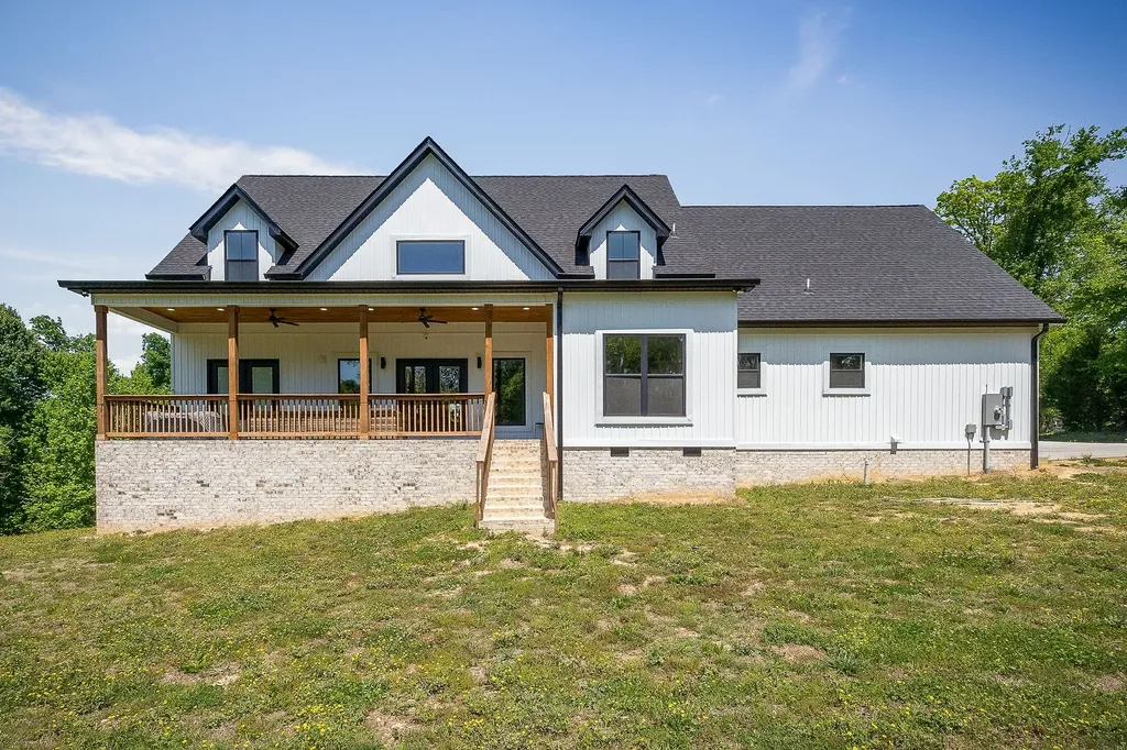 250 Dyer Ridge Road Baxter TN 38544