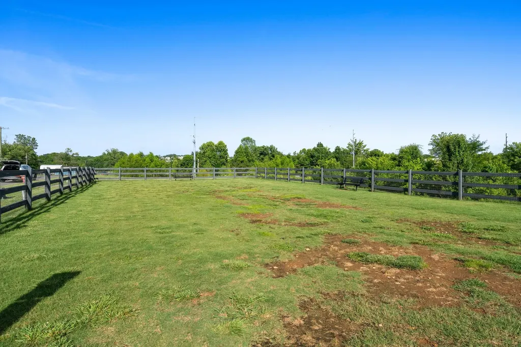 2935 Winterberry Drive Nashville TN 37207