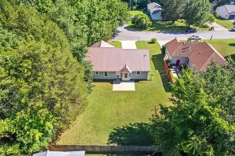 2305 Ermine Drive Clarksville TN 37043