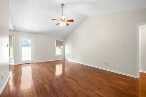 2305 Ermine Drive Clarksville TN 37043