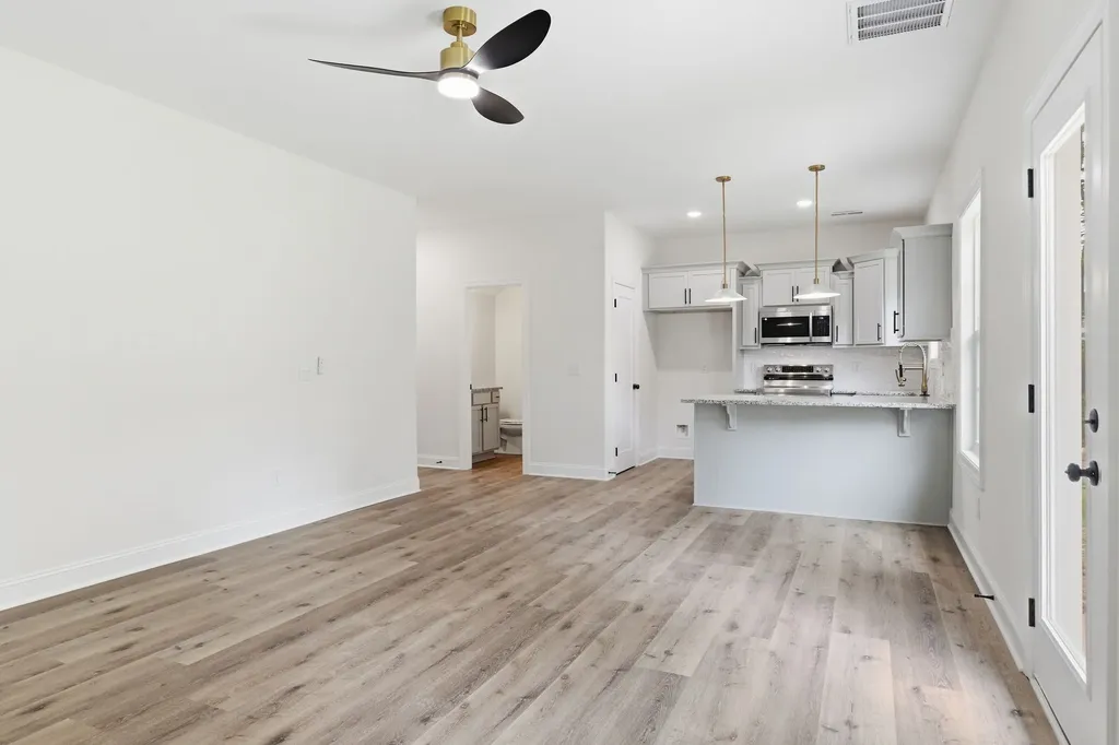 257 Spring Street La Vergne TN 37086