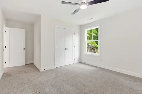 257 Spring Street La Vergne TN 37086