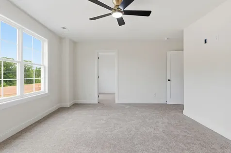257 Spring Street La Vergne TN 37086