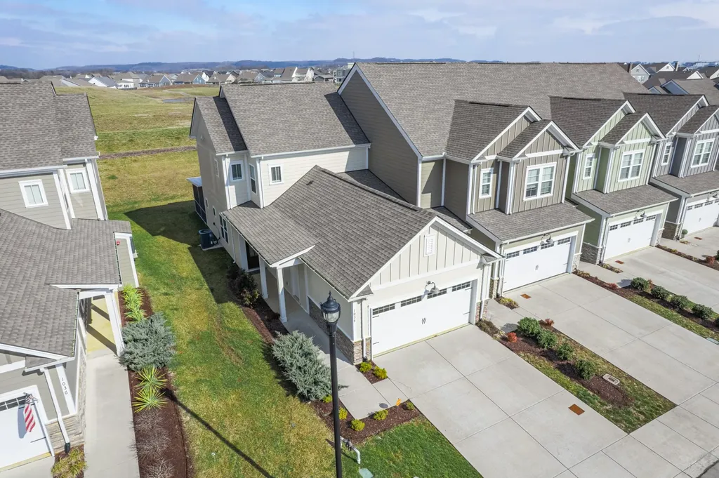 1034 June Wilde Ridge Spring Hill TN 37174