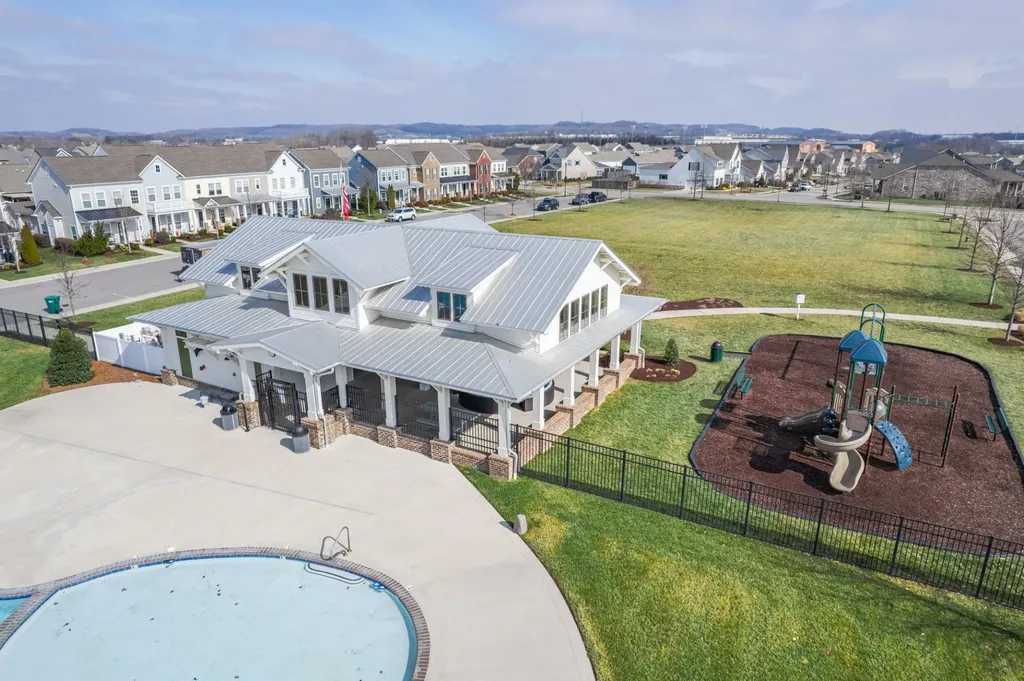 1034 June Wilde Ridge Spring Hill TN 37174