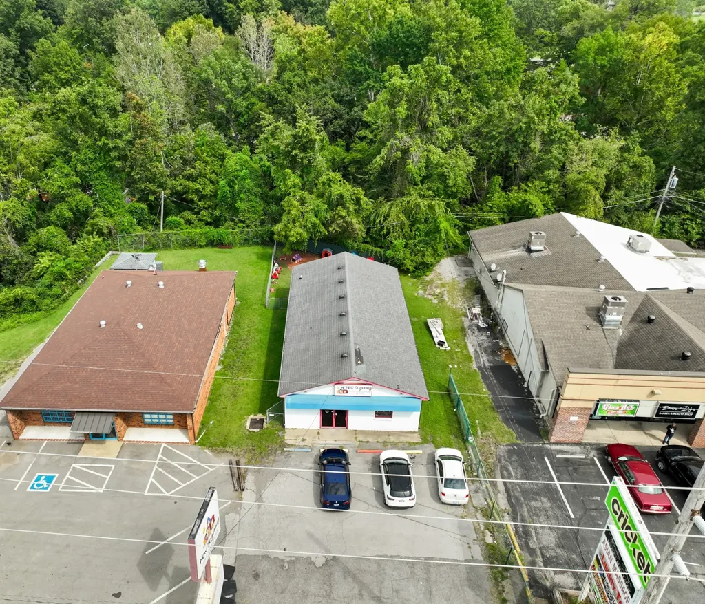 1509 Fort Campbell Boulevard Clarksville TN 37042