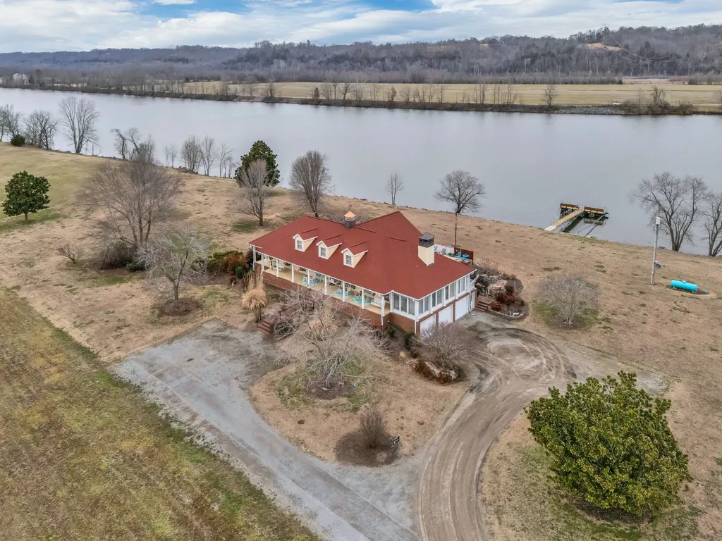 2030 Highway 49, W Ashland City TN 37015