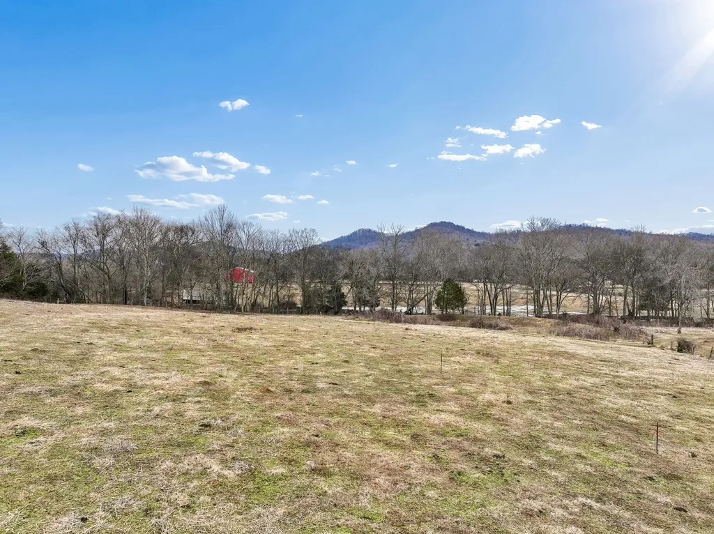 7291 Greenvale Road Watertown TN 37184